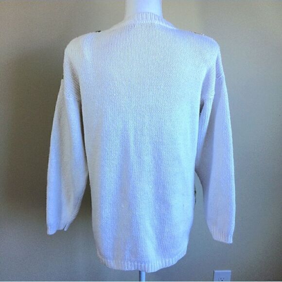 Vintage Floral Heavy Knit White Sweater - Picture 3 of 6
